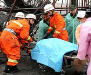 江苏在建工程坍塌 两人死亡相关部门已介入调查