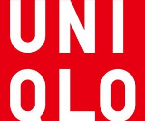 优衣库KAWS联名系列遭排队疯抢 揭秘UNIQLO品牌文化